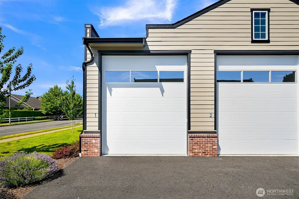 2203 Mercedes Drive Lynden WA 98264