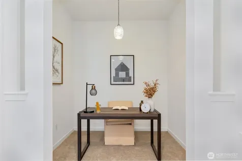 530 4th Avenue W Seattle WA 98119