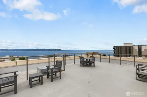 530 4th Avenue W Seattle WA 98119