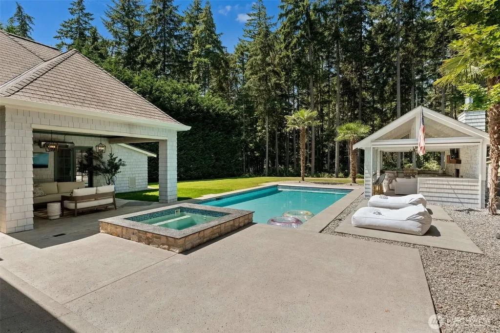12210 Osprey Drive NW Gig Harbor WA 98332