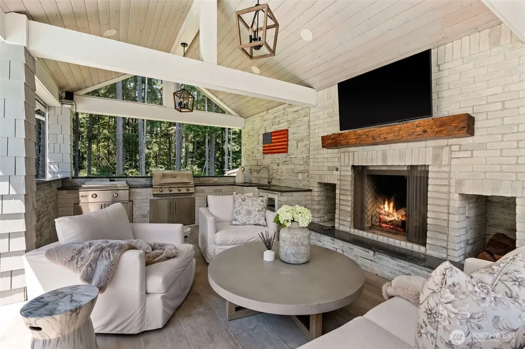 12210 Osprey Drive NW Gig Harbor WA 98332