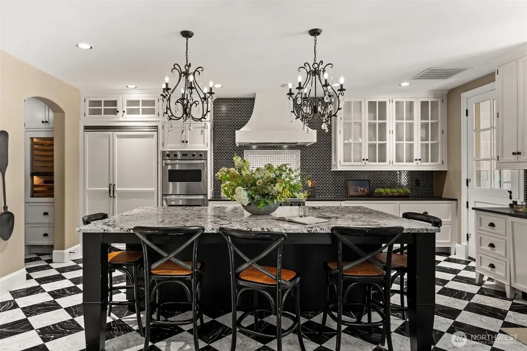 12210 Osprey Drive NW Gig Harbor WA 98332
