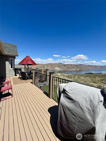 45720 Geostar Drive Grand Coulee WA 99133