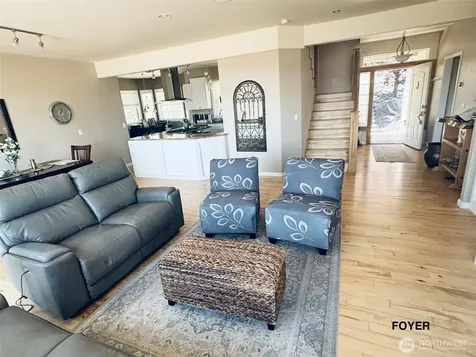 45720 Geostar Drive Grand Coulee WA 99133