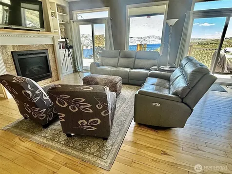 45720 Geostar Drive Grand Coulee WA 99133