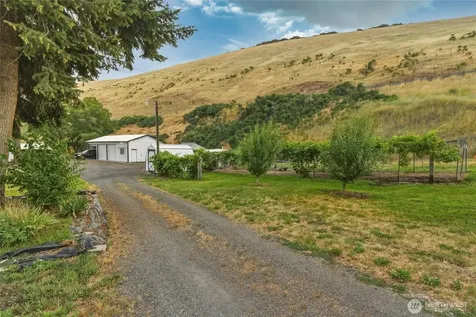100 Vernon Lane Dayton WA 99328