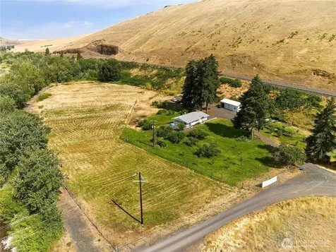 100 Vernon Lane Dayton WA 99328