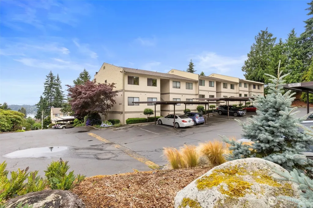 26435 Pennsylvania Avenue Kingston WA 98346