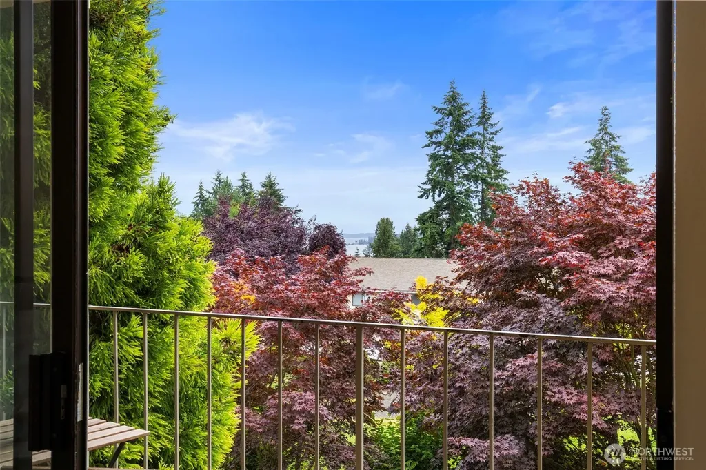 26435 Pennsylvania Avenue Kingston WA 98346