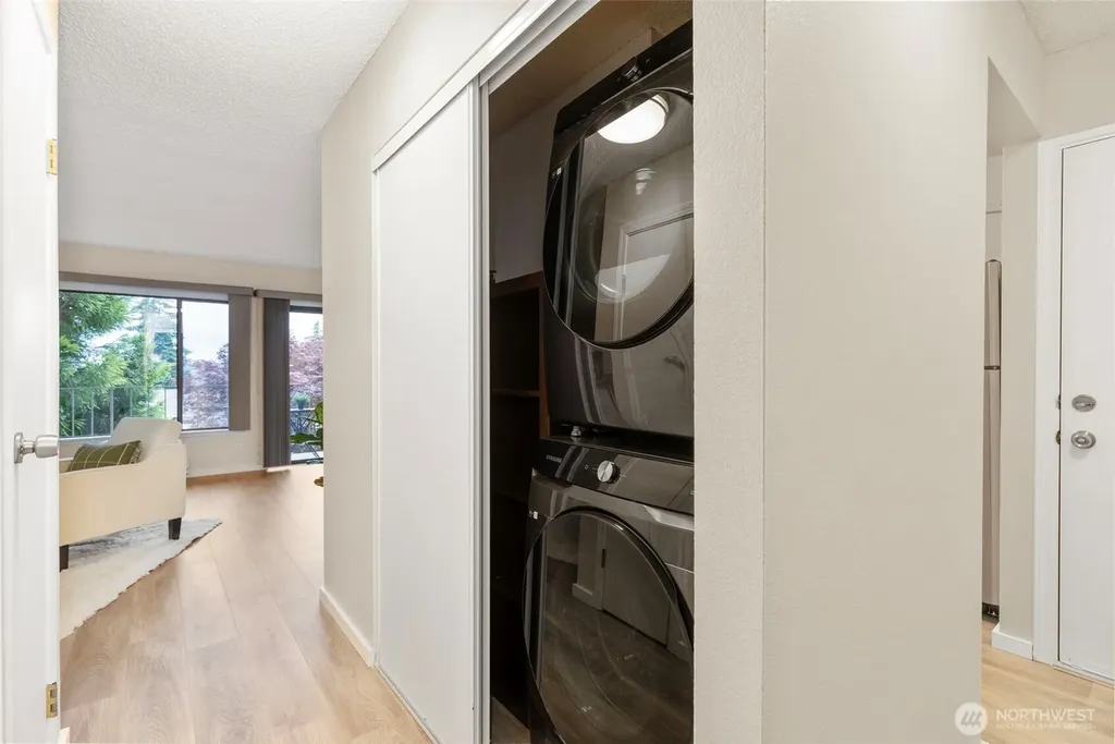 26435 Pennsylvania Avenue Kingston WA 98346