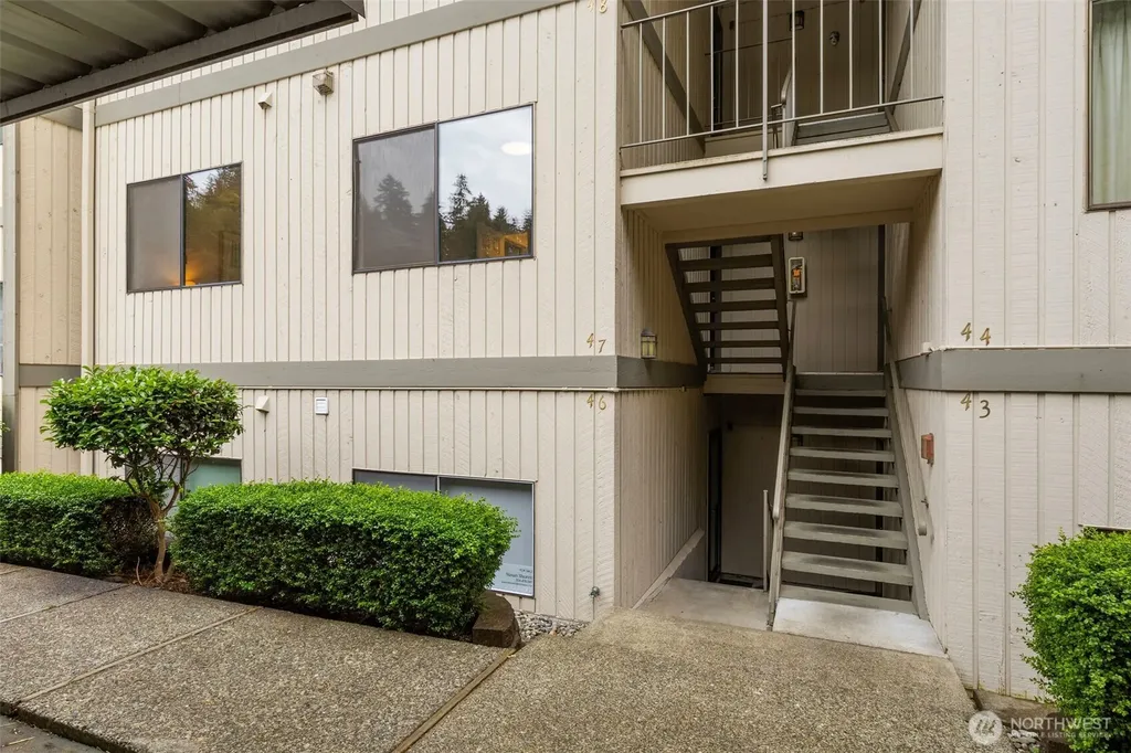26435 Pennsylvania Avenue Kingston WA 98346