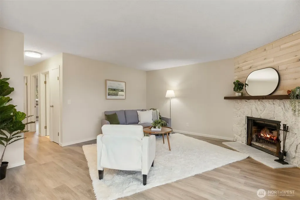 26435 Pennsylvania Avenue Kingston WA 98346