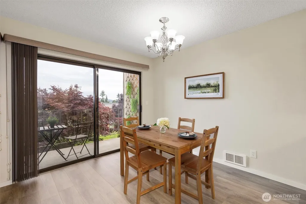 26435 Pennsylvania Avenue Kingston WA 98346