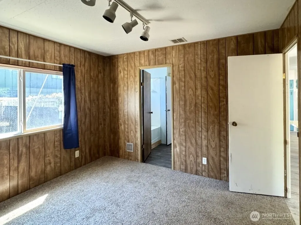260 E Olympic Drive Grapeview WA 98546