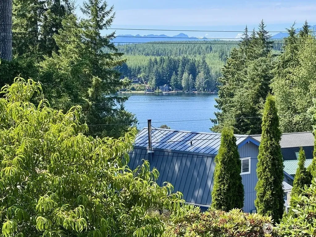 260 E Olympic Drive Grapeview WA 98546