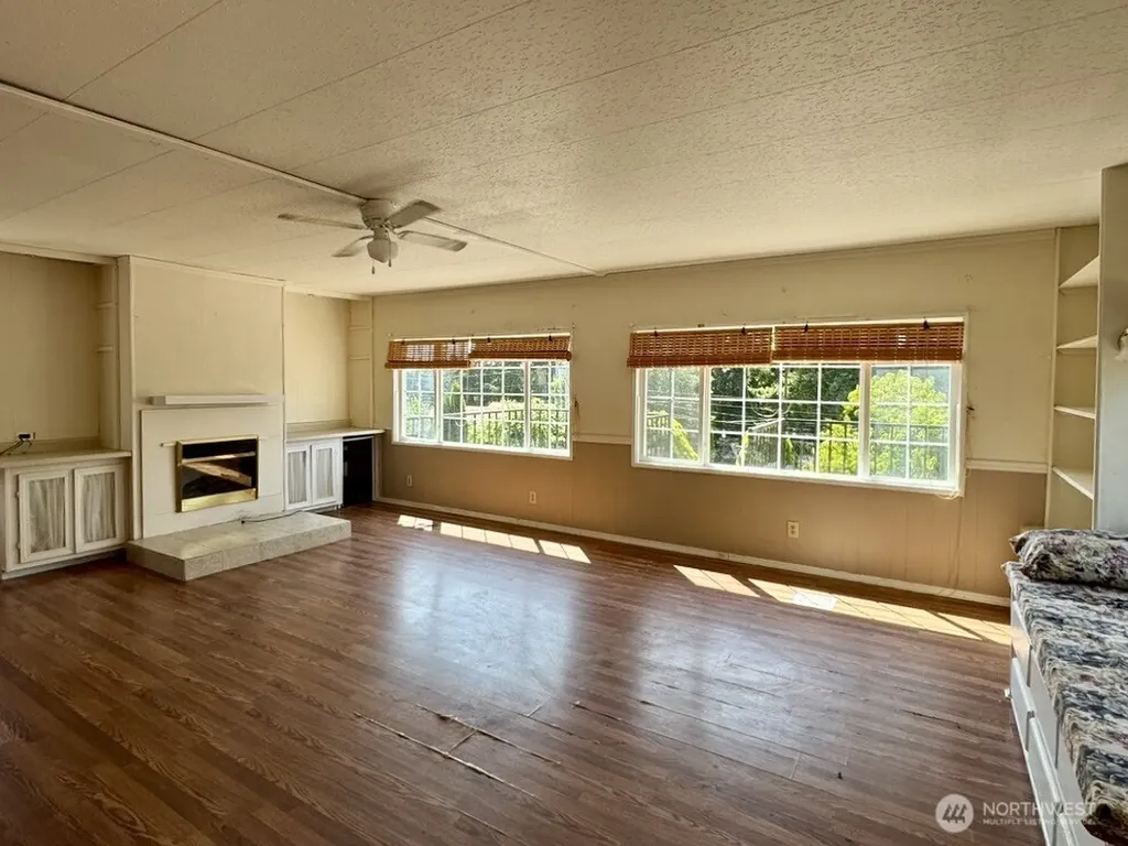 260 E Olympic Drive Grapeview WA 98546