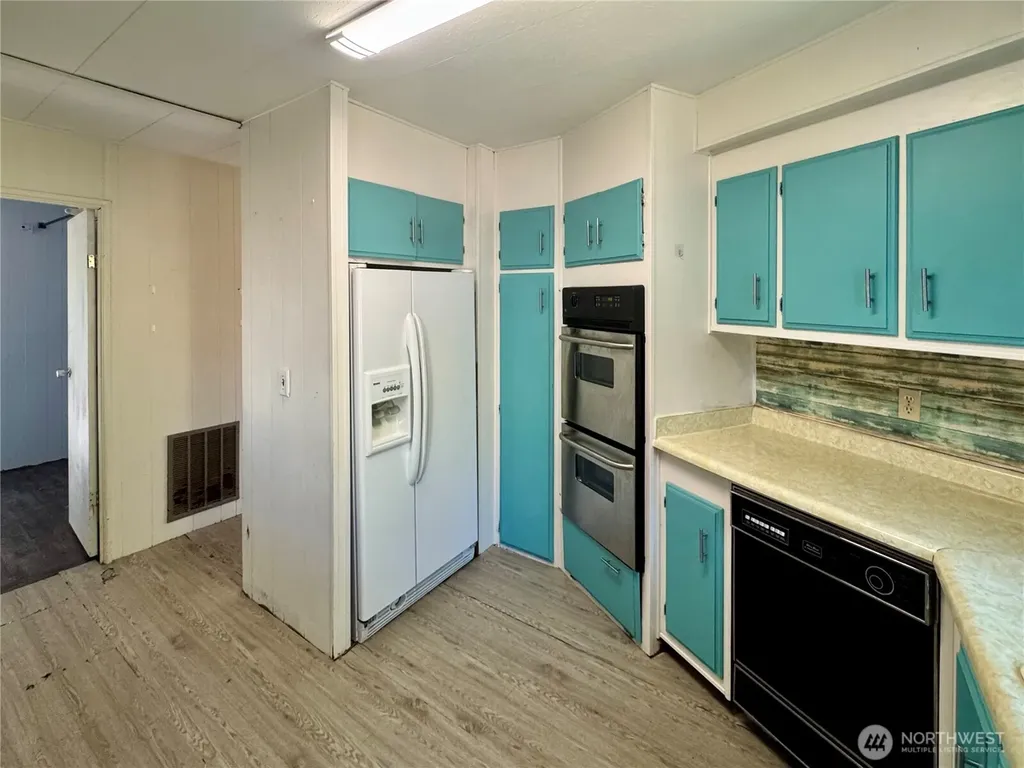260 E Olympic Drive Grapeview WA 98546