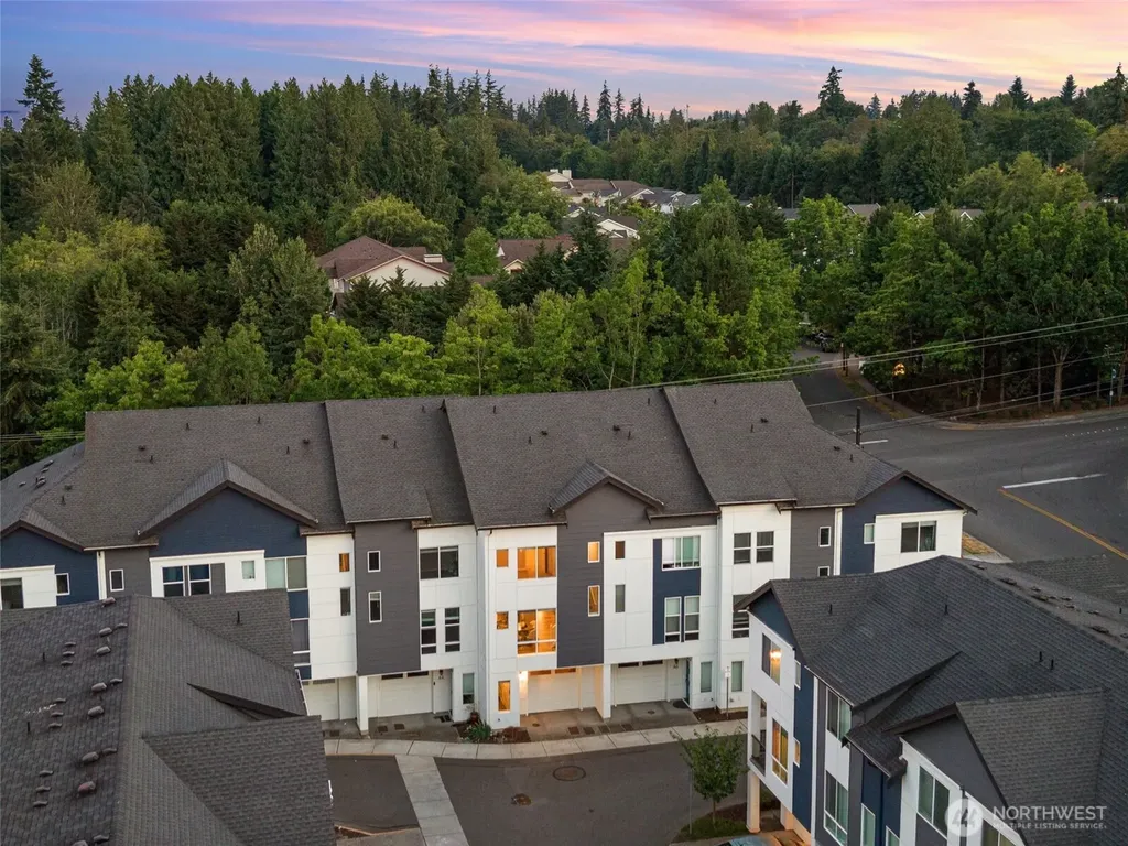 14715 Admiralty Way Lynnwood WA 98087