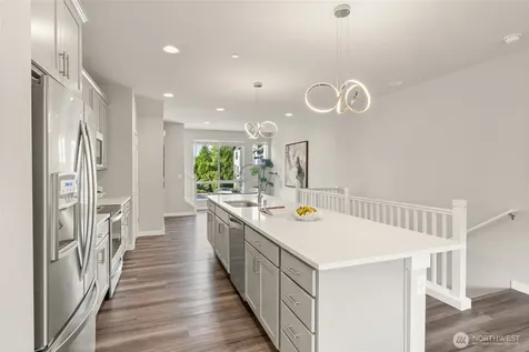 14715 Admiralty Way Lynnwood WA 98087