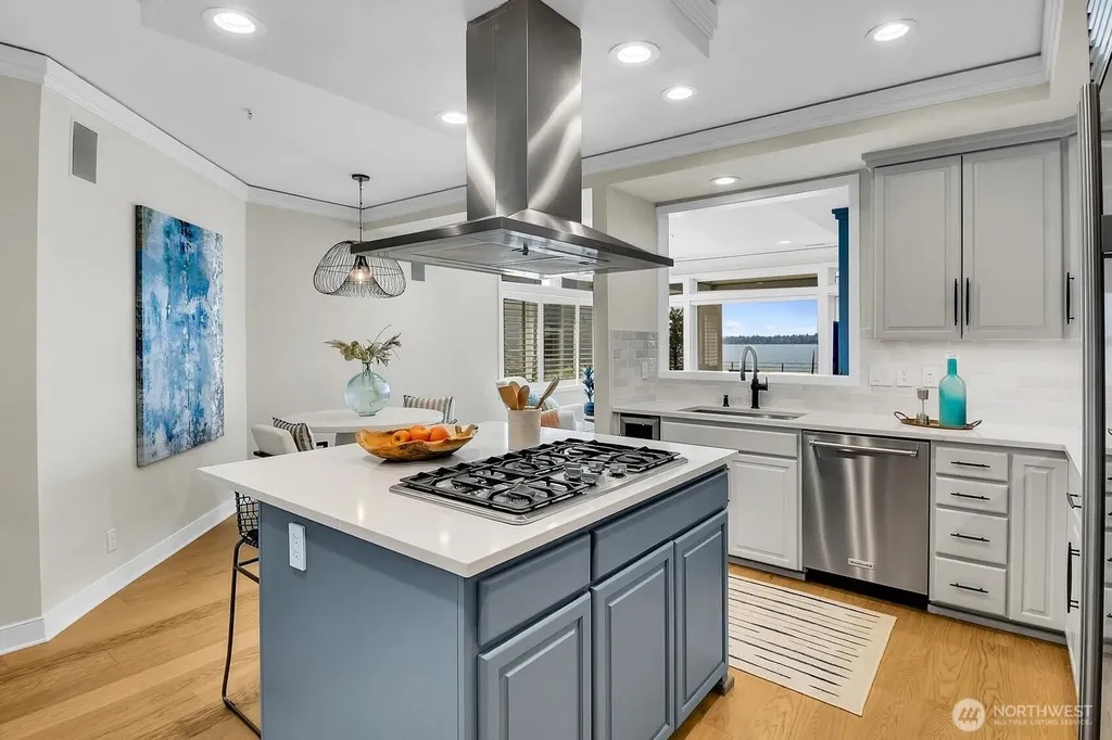 225 2nd Street S Kirkland WA 98033
