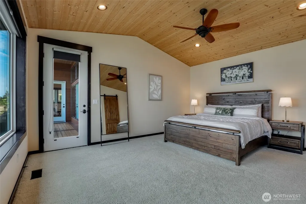 2885 Newell Road Camano Island WA 98282
