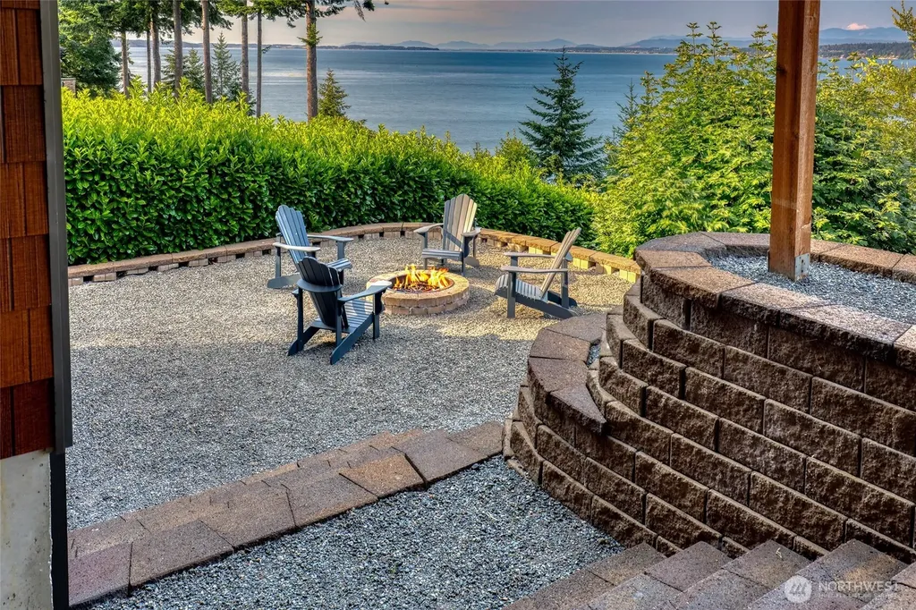 2885 Newell Road Camano Island WA 98282