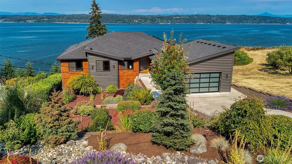 2885 Newell Road Camano Island WA 98282