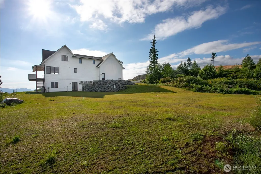 3251 Blanchard Knob Trail Burlington WA 98233