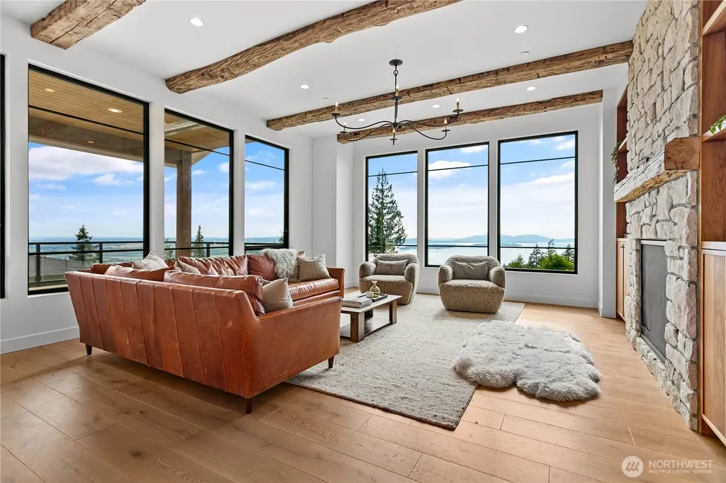 3251 Blanchard Knob Trail Burlington WA 98233