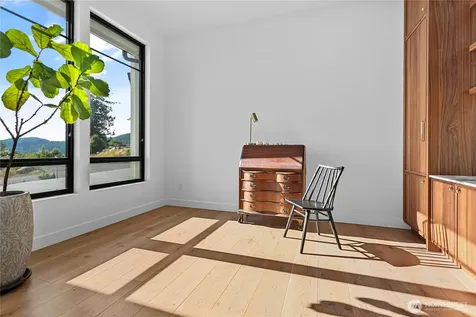 3251 Blanchard Knob Trail Burlington WA 98233