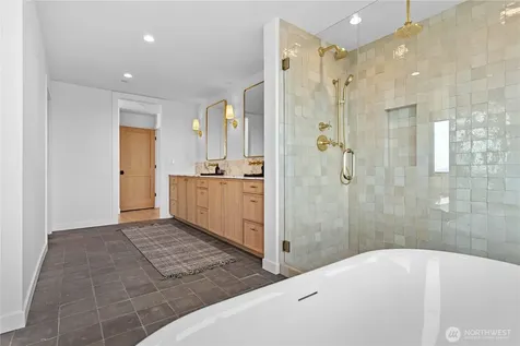 3251 Blanchard Knob Trail Burlington WA 98233