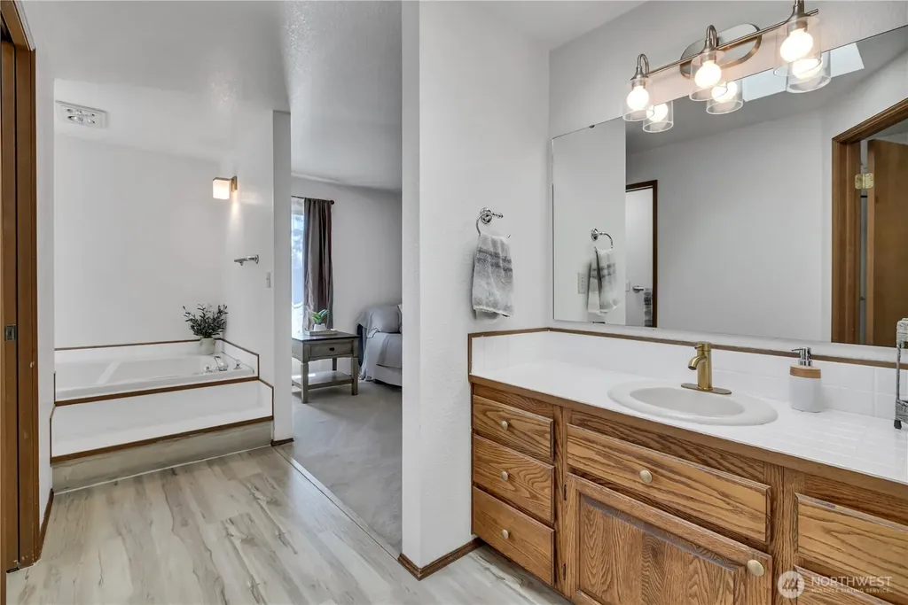 9042 Wendy Drive SE Olympia WA 98513