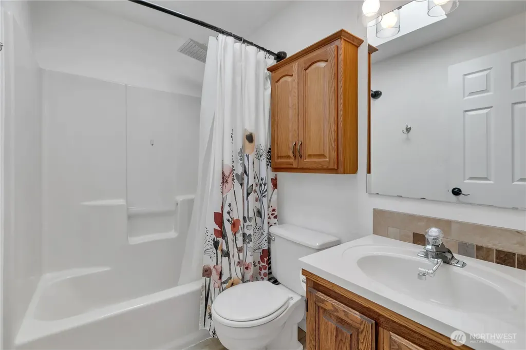 9042 Wendy Drive SE Olympia WA 98513