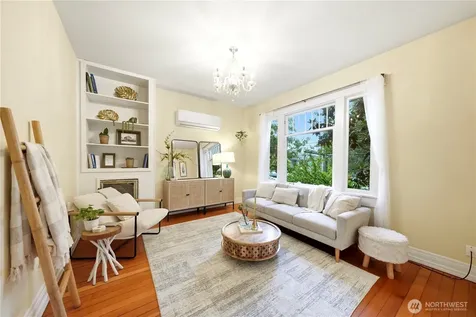 1110 NW 70th Street Seattle WA 98117