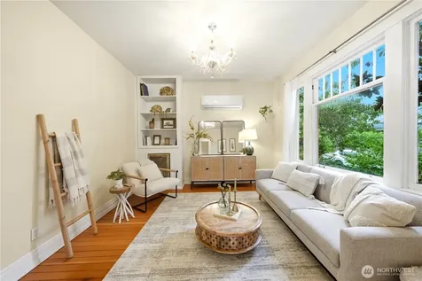 1110 NW 70th Street Seattle WA 98117