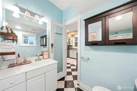 1110 NW 70th Street Seattle WA 98117