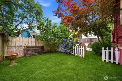 1110 NW 70th Street Seattle WA 98117