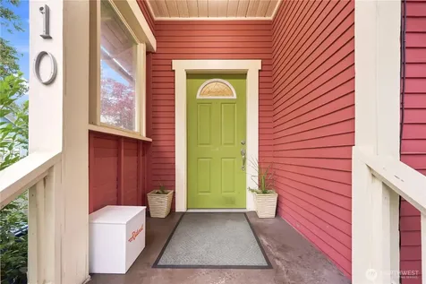1110 NW 70th Street Seattle WA 98117