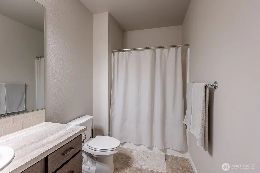 412 NE L Street Quincy WA 98848