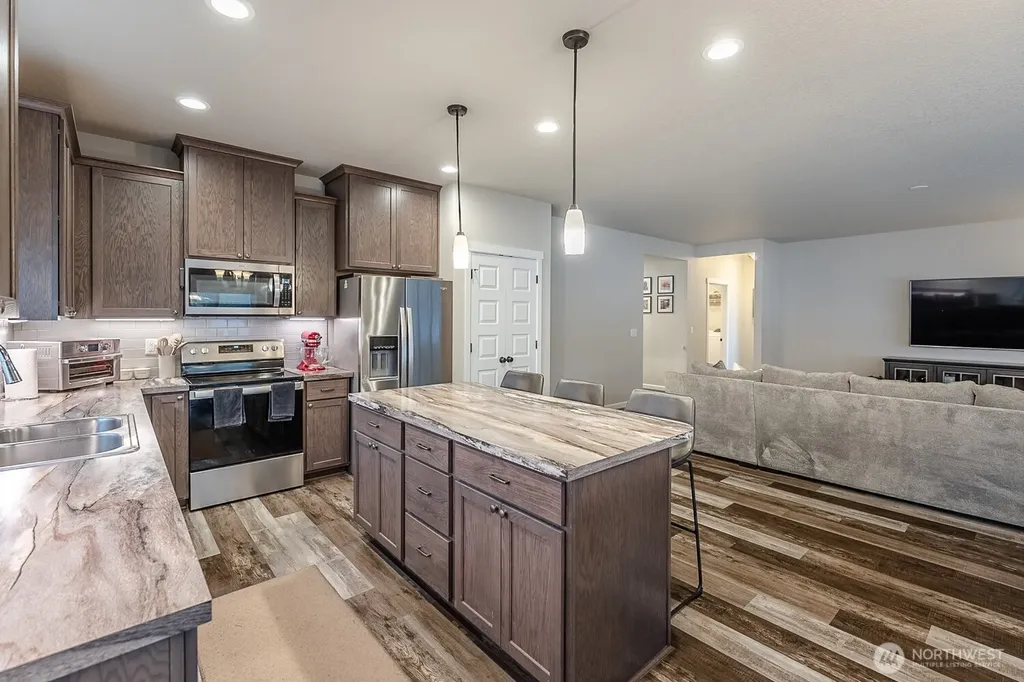 412 NE L Street Quincy WA 98848