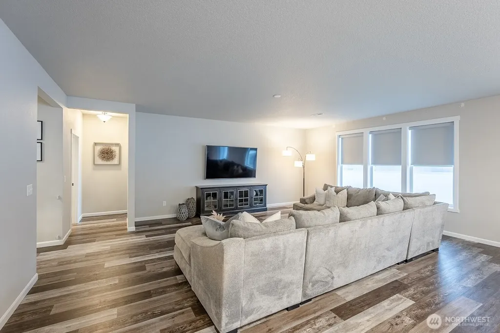 412 NE L Street Quincy WA 98848
