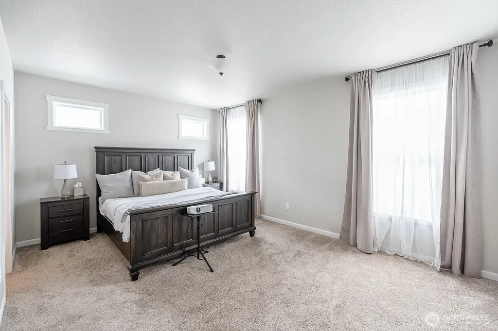 412 NE L Street Quincy WA 98848