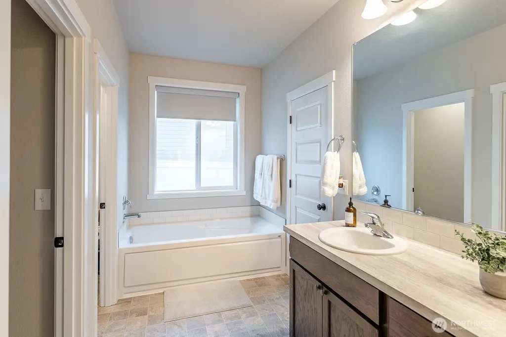 412 NE L Street Quincy WA 98848