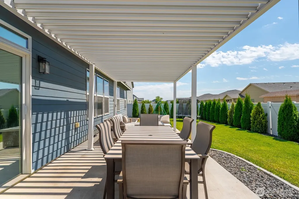 412 NE L Street Quincy WA 98848