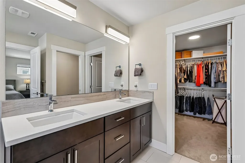 19729 Meridian Place W Bothell WA 98012