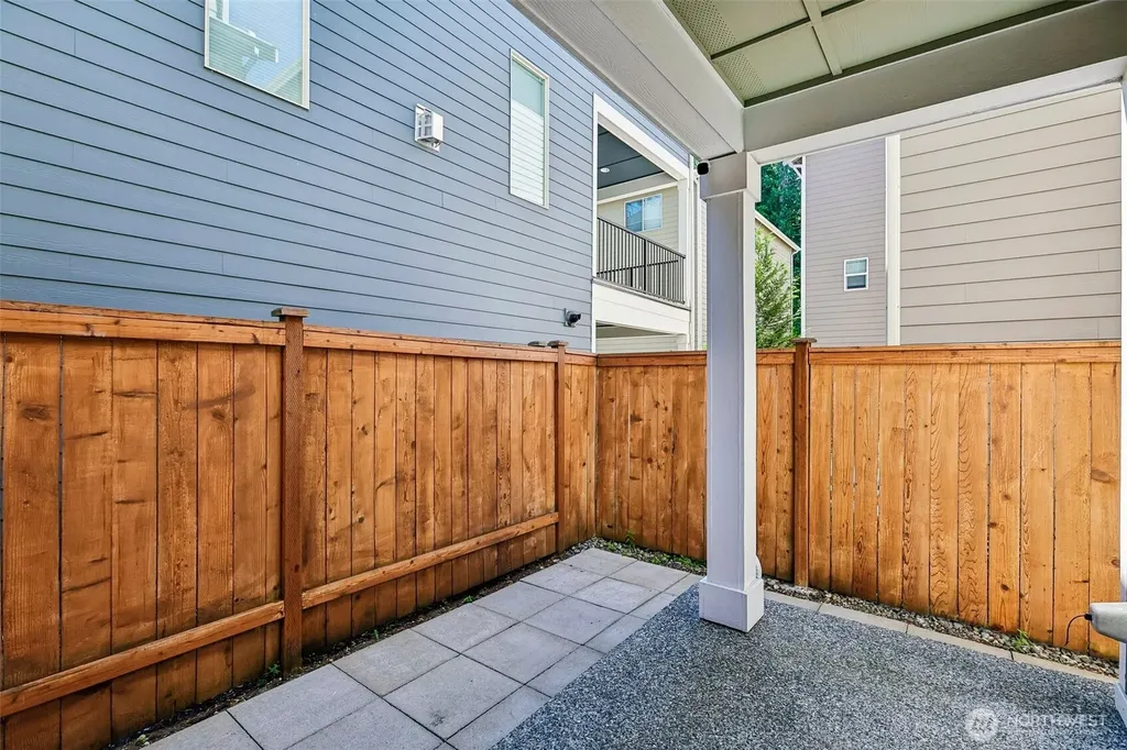 19729 Meridian Place W Bothell WA 98012