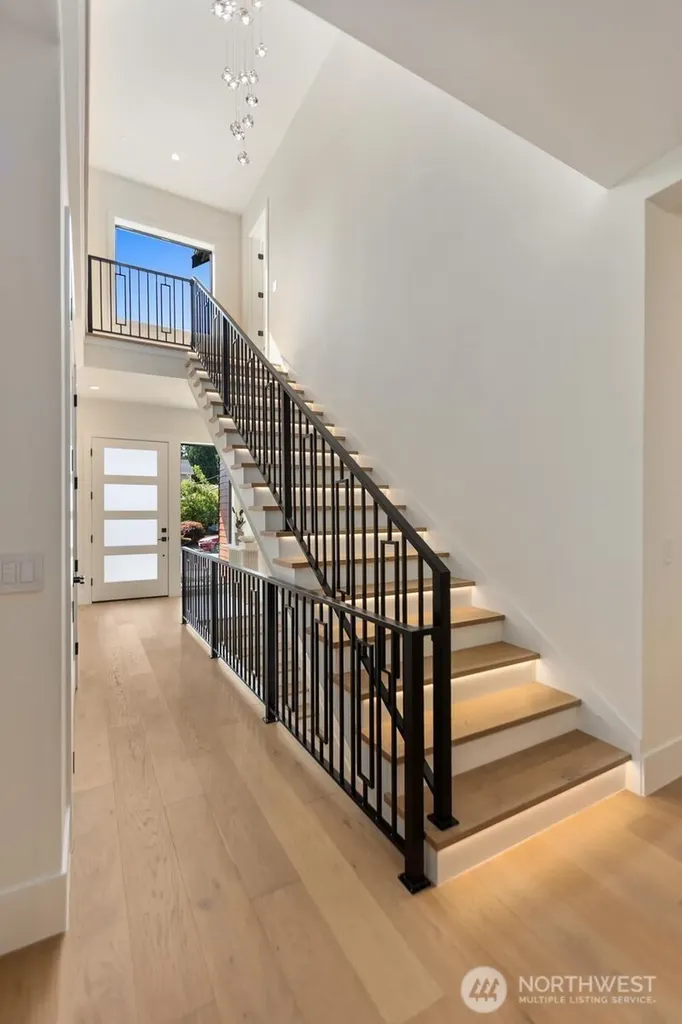 1626 172nd Avenue NE Bellevue WA 98008