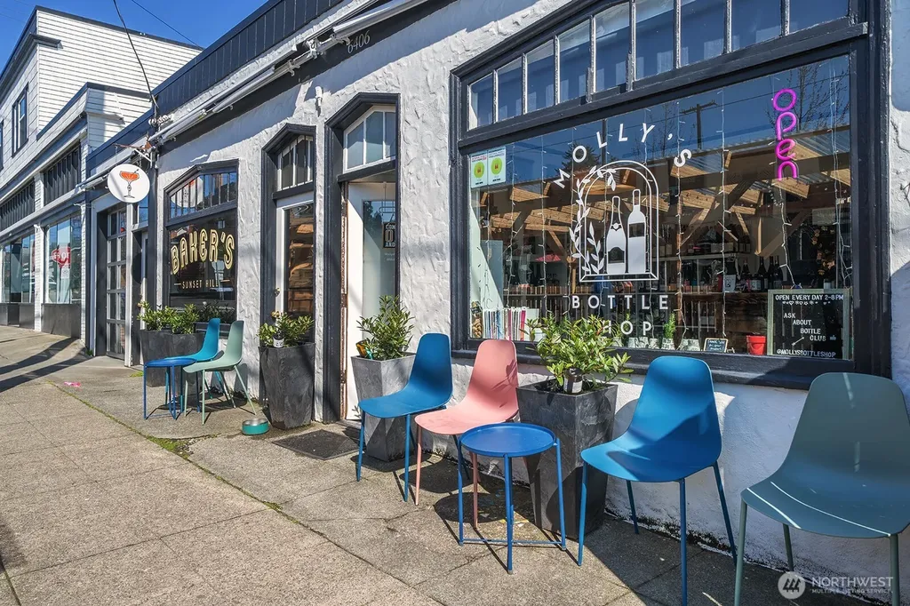 3203 NW 64th Street Seattle WA 98107