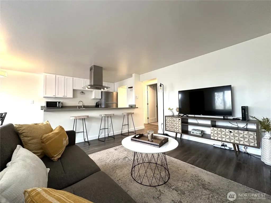 3203 NW 64th Street Seattle WA 98107