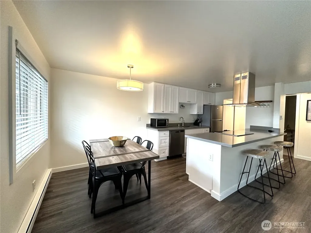 3203 NW 64th Street Seattle WA 98107